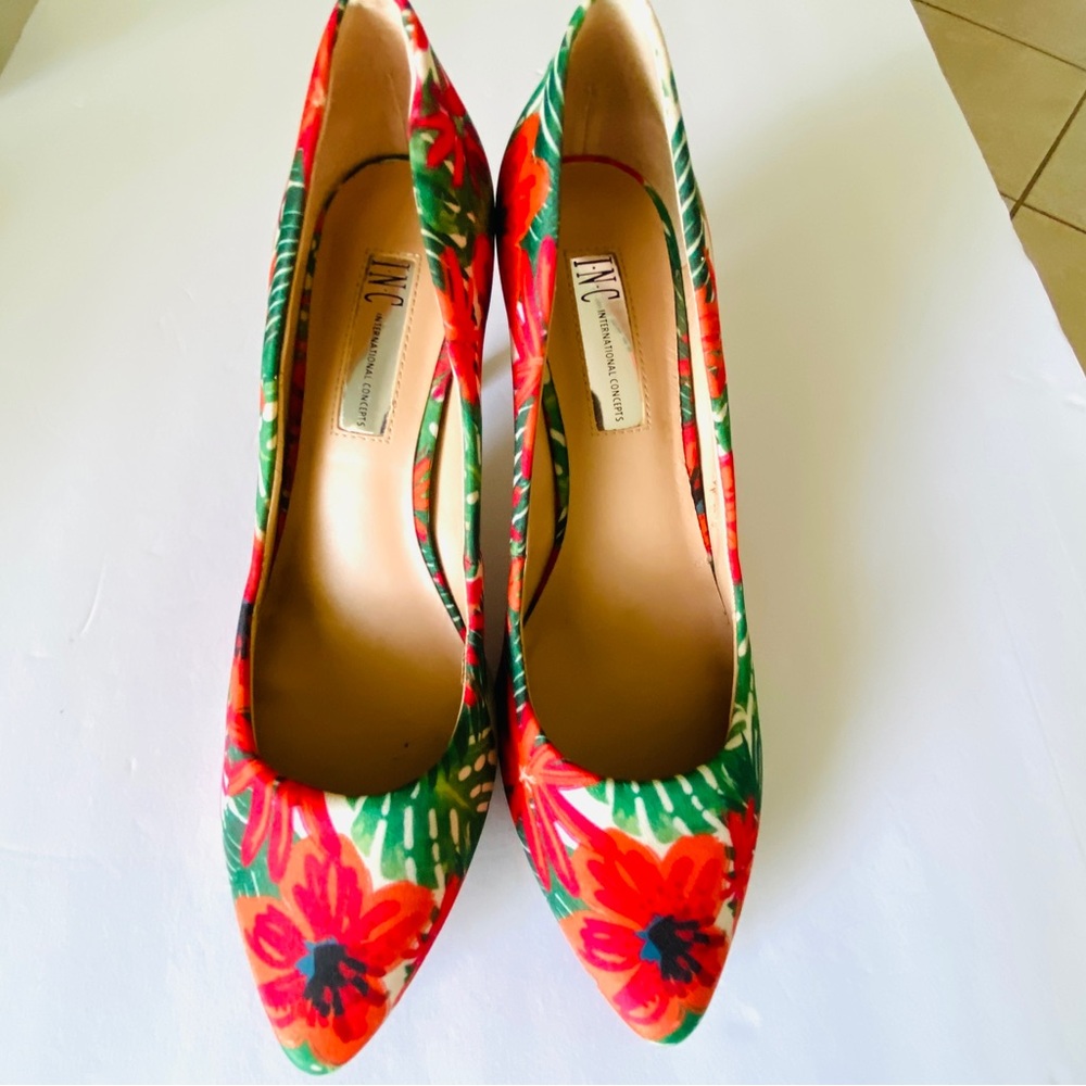 INC INTERNATIONAL CONCEPT Shoes Zitah5 Pointed-Toe Heels Tropical Multi Sz 7.5 - Picture 11 of 16
